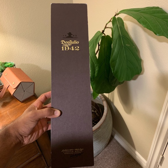 Don Julio 1942 collectible box (no bottle) - Picture 2 of 5